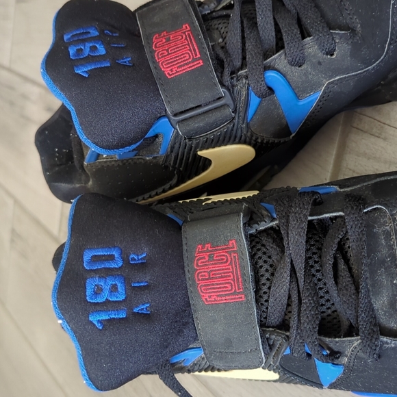 charles barkley shoes air force 180